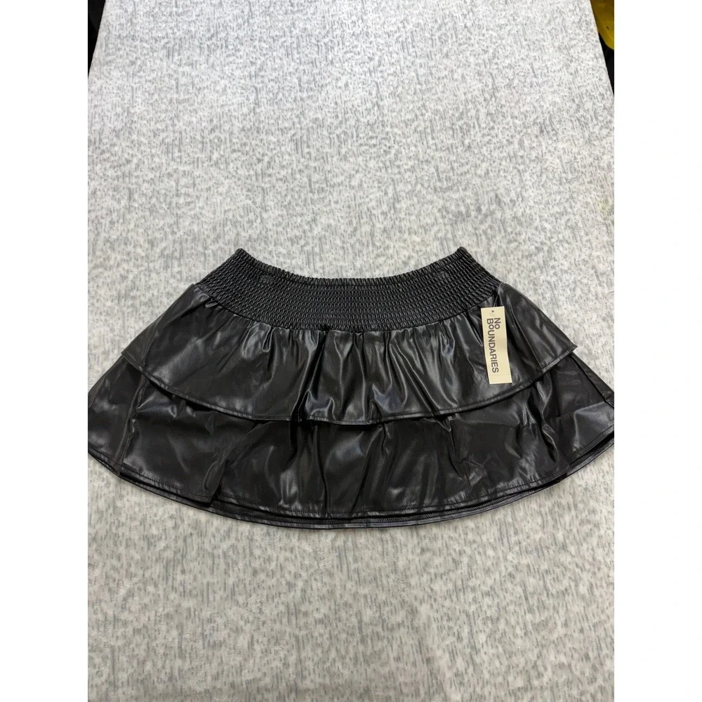 No Boundaries Black Faux Leather‎ Smocked Tiered Mini Skirt Size L 12-14 NEW